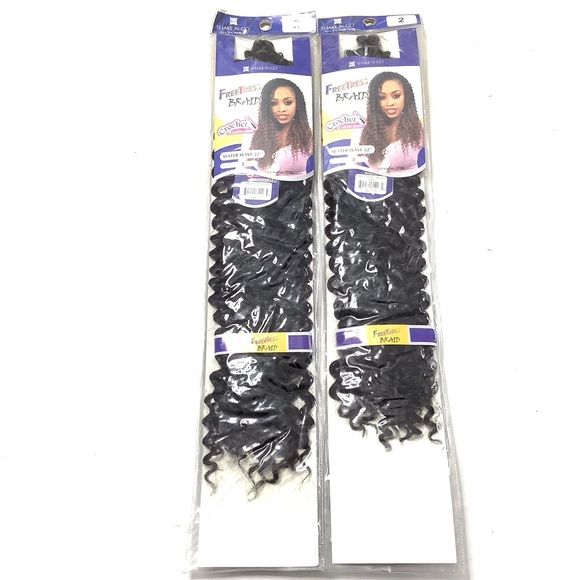 (2) Pack Freetress Braid Water Wave Long 22” Color 2 Crochet Synthetic Extension - Picture 1 of 8